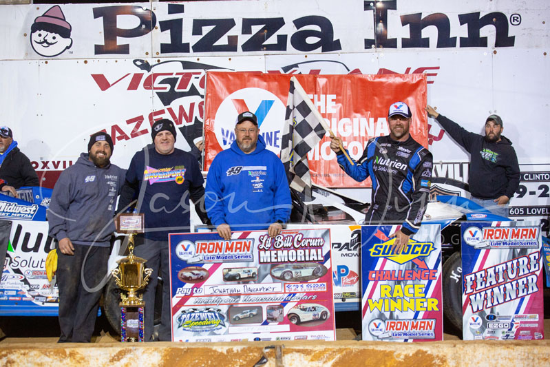 Davenport dominates in Lil Bill Corum win Tazewell Speedway